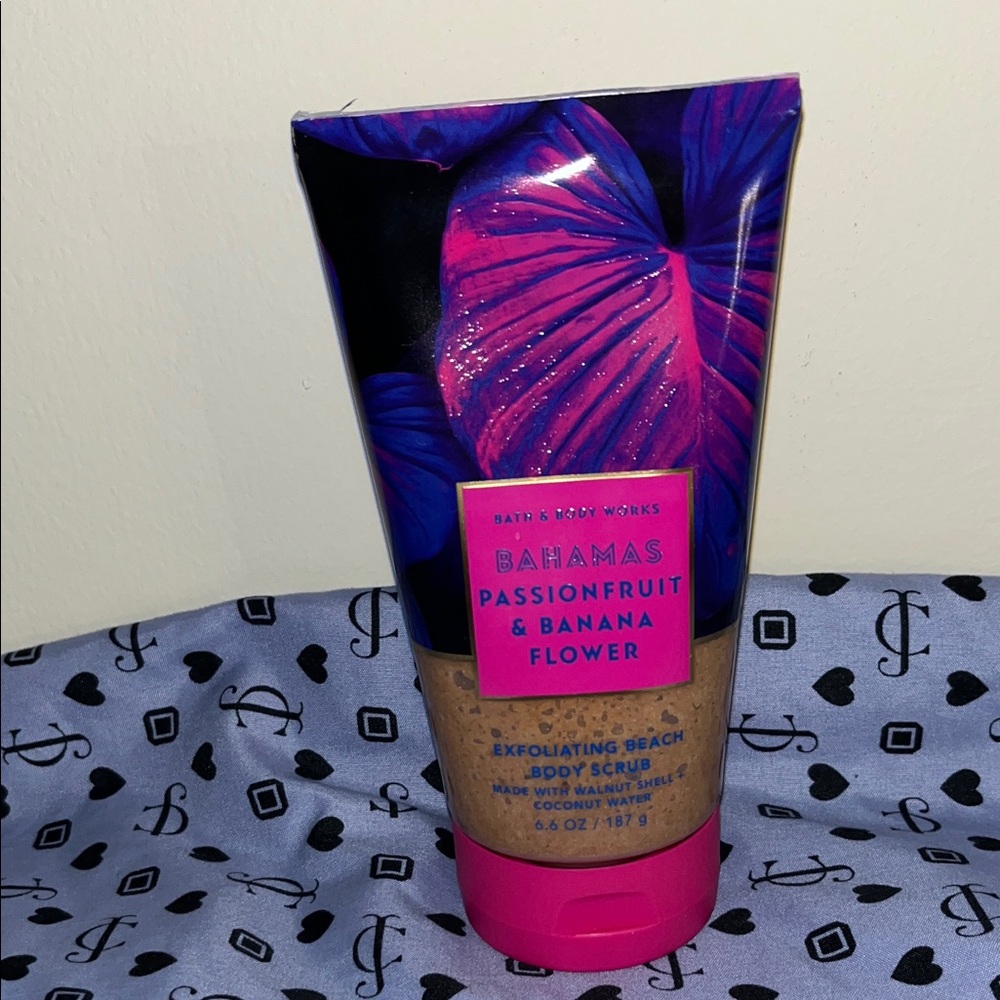Bath & Body Works Bahamas Exfoliating Beach Body Scrub - Pink & Purple